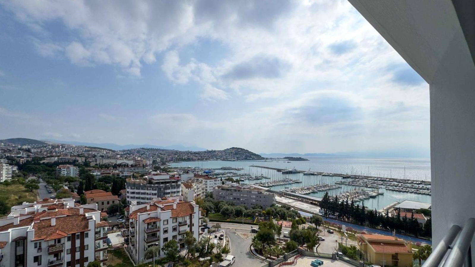 Suhan Seaport Hotel Kusadasi Exterior photo