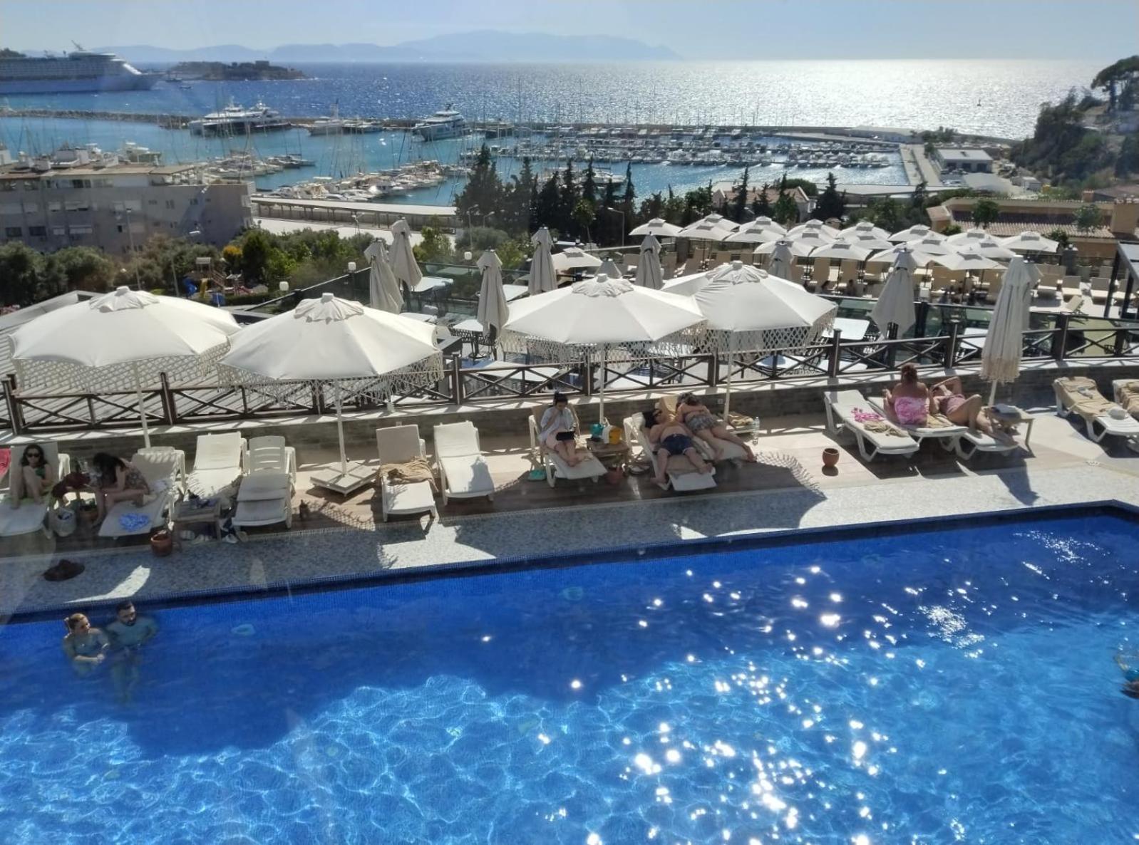 Suhan Seaport Hotel Kusadasi Exterior photo