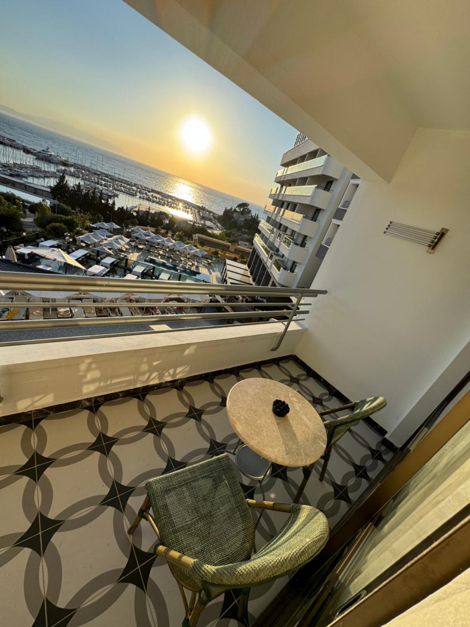 Suhan Seaport Hotel Kusadasi Exterior photo