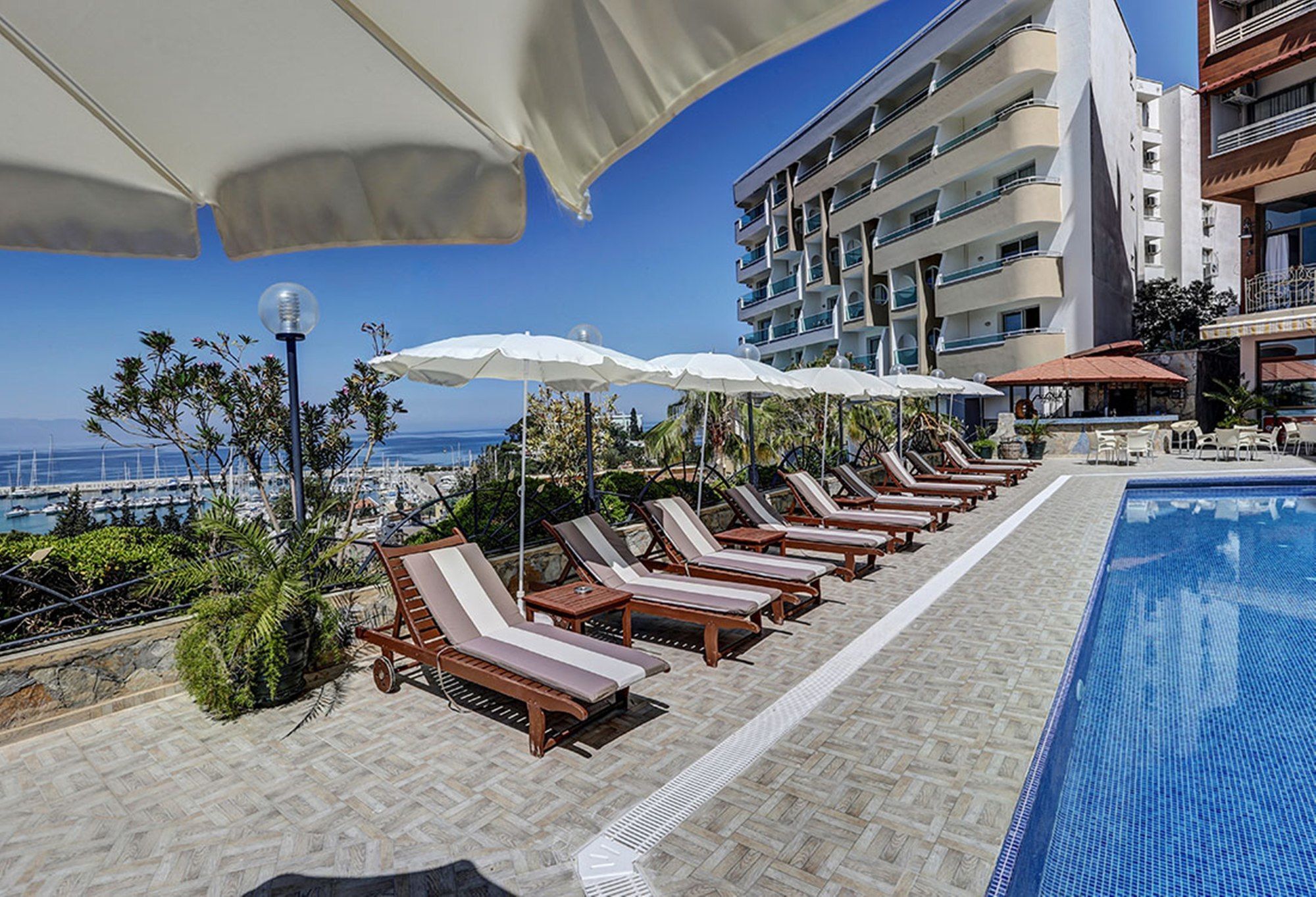 Suhan Seaport Hotel Kusadasi Exterior photo
